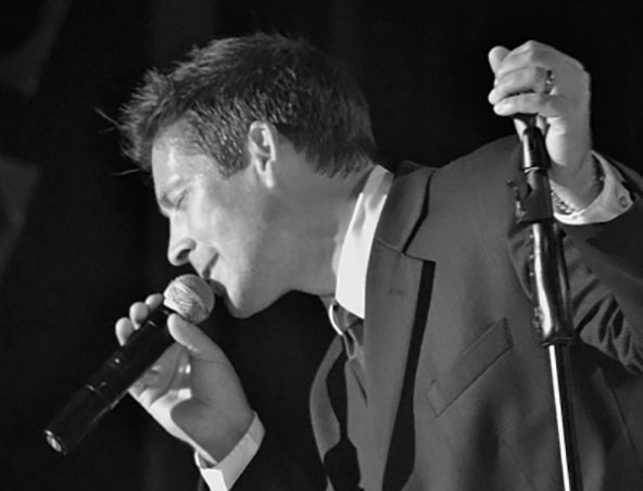 Rhydian Singer Brisbane - Jazz Crooner Musician Hire